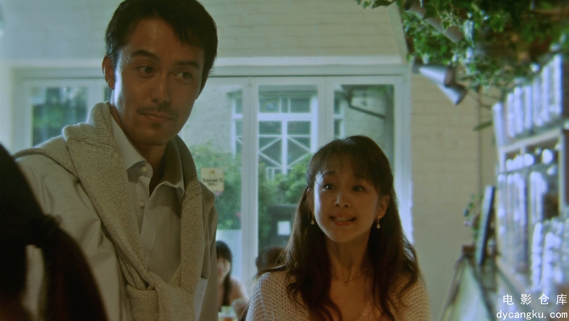 [电影仓库dycangku.com]Hana.&.Alice.2004.1080p.BluRay.FLAC2.0.x264-MOMOHD.mkv_sna.jpg