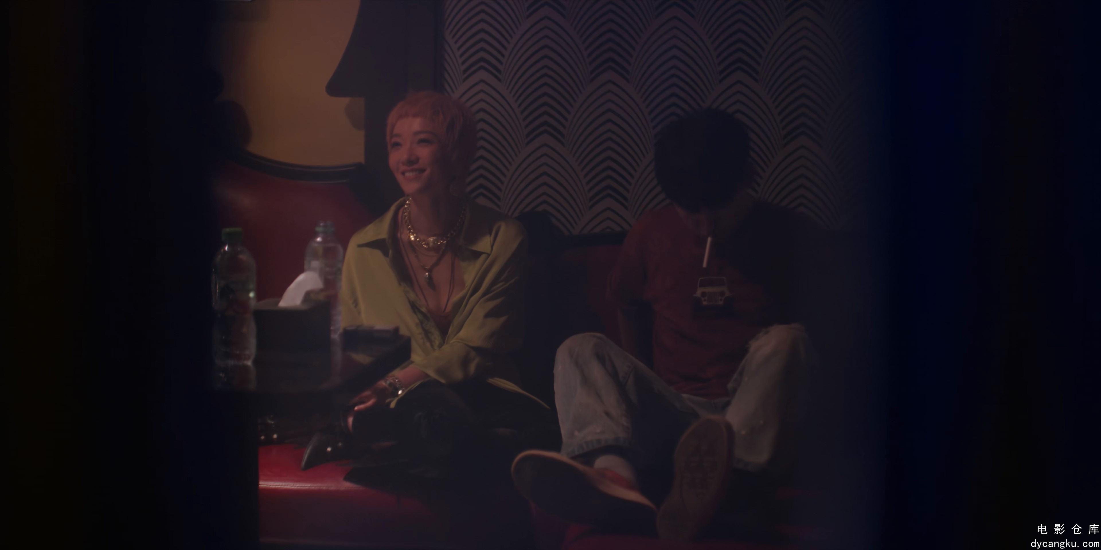 [电影仓库dycangku.com][边水往事].Escape.from.the.Trilateral.Slopes.S01E12.2024.2.jpg