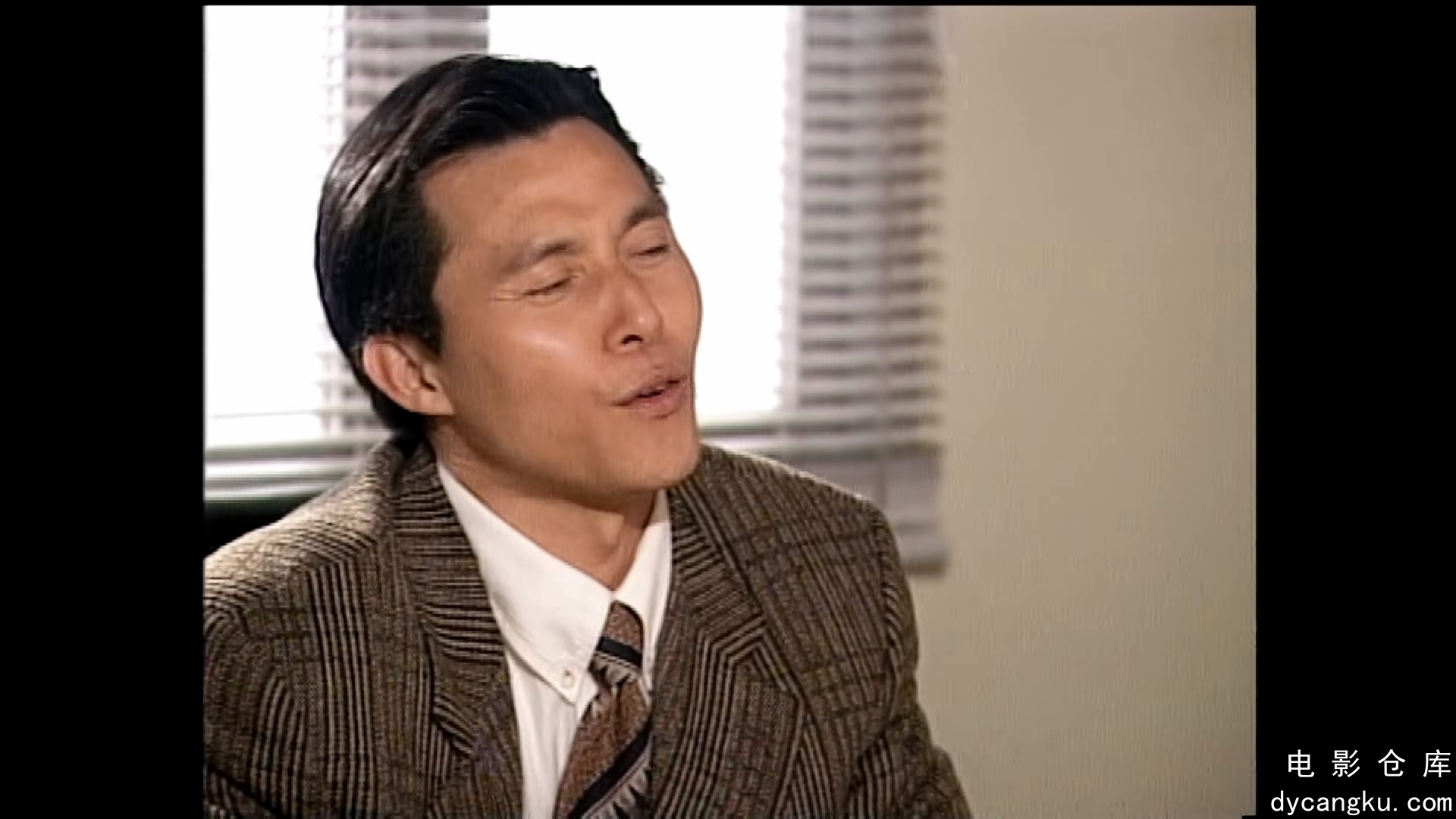 [电影仓库dycangku.com][当女人爱上男人].Working.Women.And.Man.1997.S01E01.1080p.W.jpg