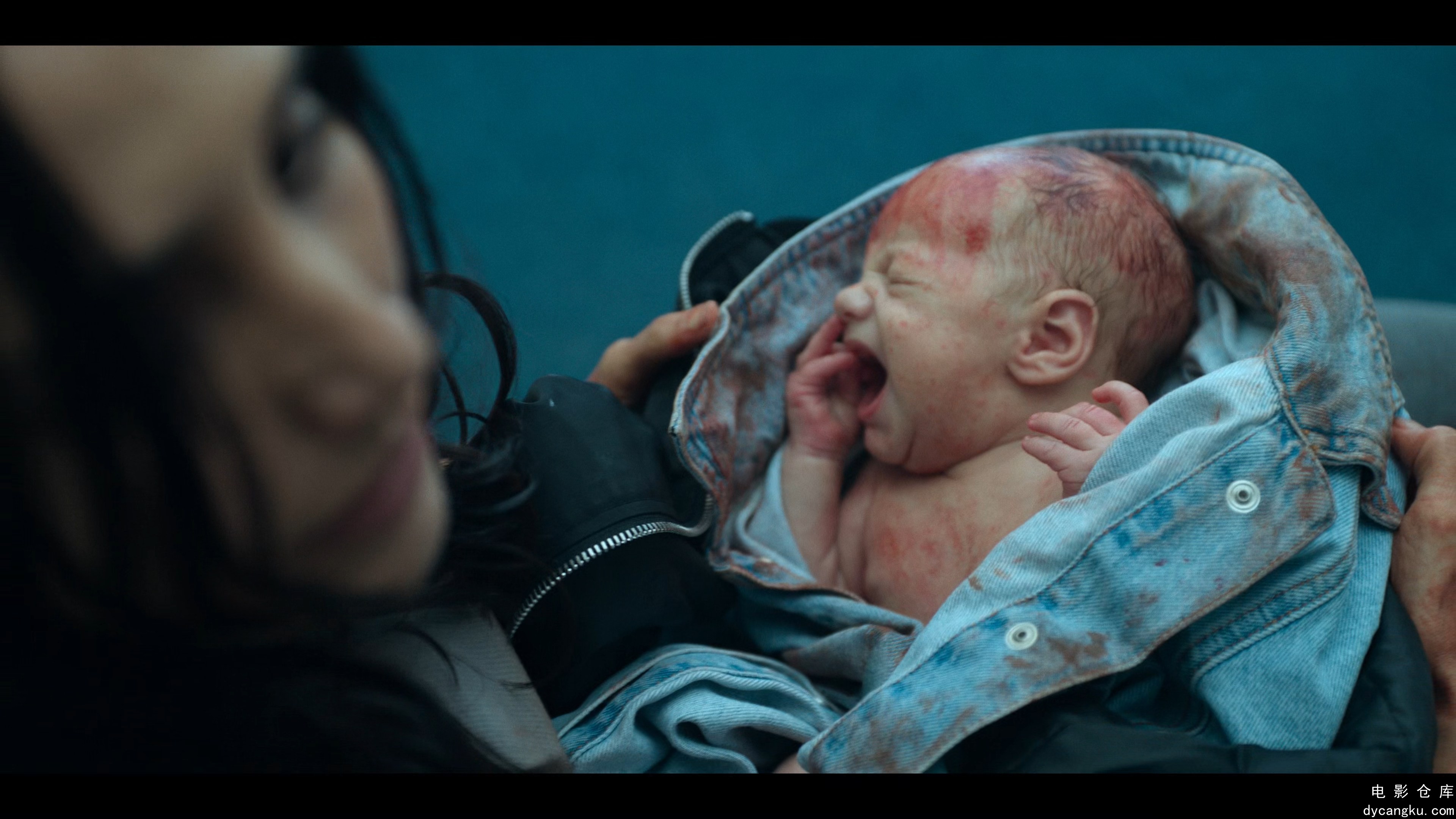 [电影仓库dycangku.com]Gangs.Of.London.S03E05.2160p.NOW.WEB-DL.DDP5.1.Atmos.H.265.jpg