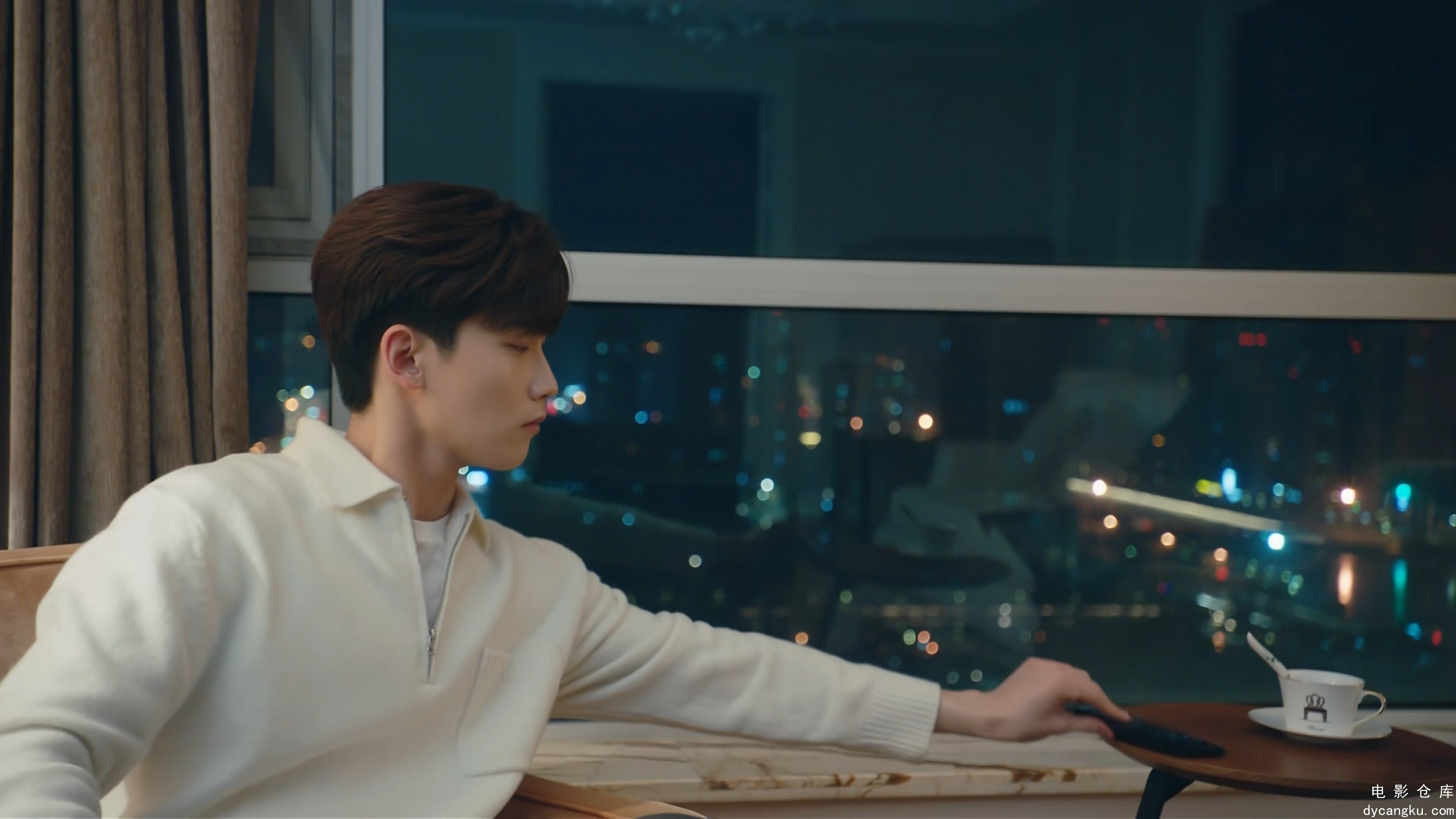 [电影仓库dycangku.com]我的差评女友.The.Quirky.and.the.Charming.S01E11.2025.2160p.jpg