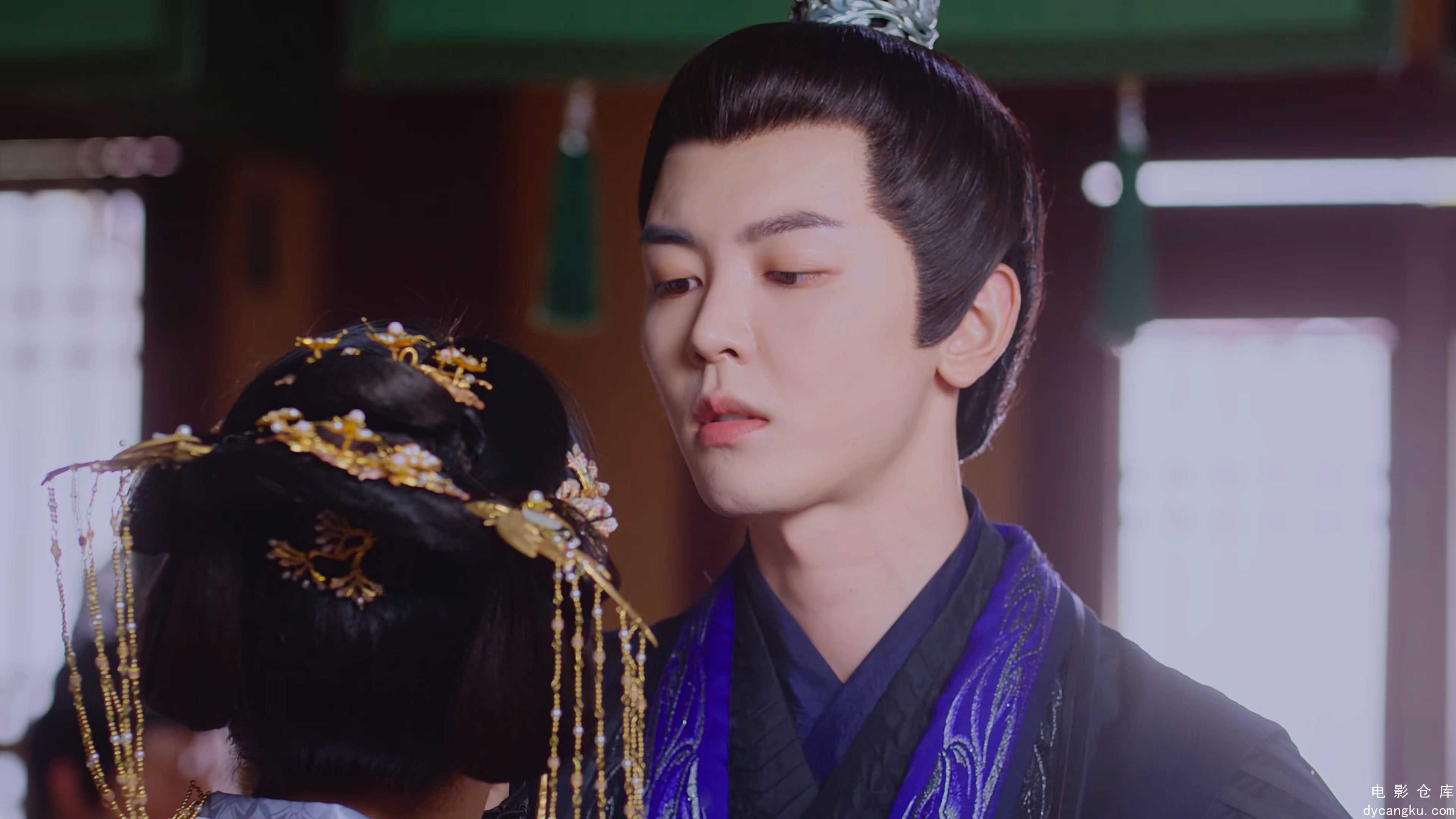 [电影仓库dycangku.com]坠落画境的你 - S01E01 - 2160p.WEB-DL.H265.DDP2.0.mkv_snaps.jpg